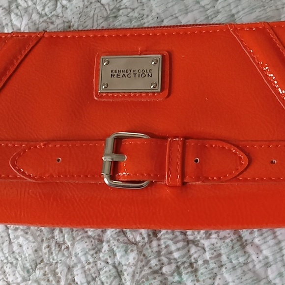 Kenneth Cole wallet - Picture 1 of 4